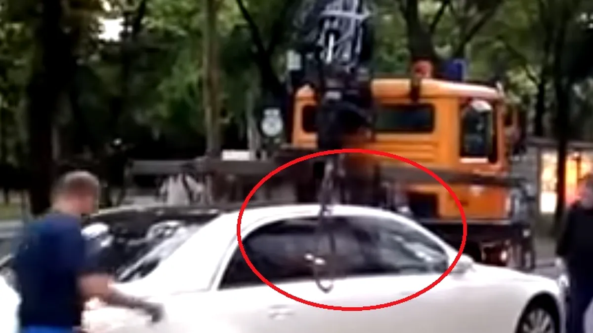 Un Maybach parcat ilegal nu poate fi ridicat de camionul de tractare - VIDEO