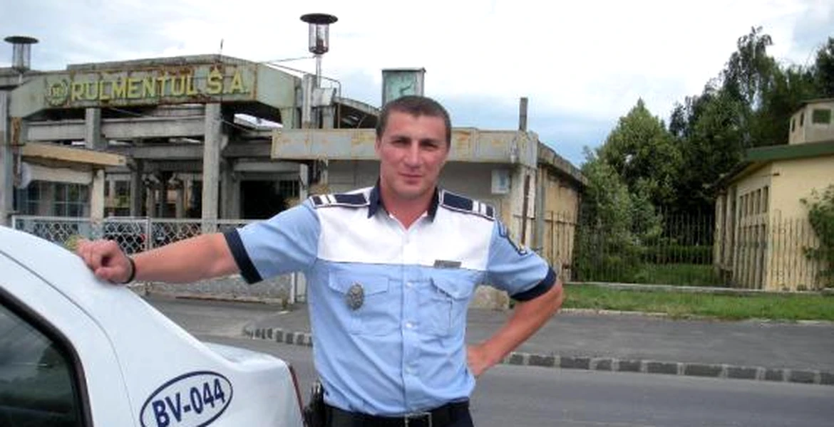 Poliţistul Marian Godină, amendat de colegii săi