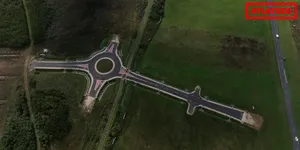 Ungaria a construit un sens giratoriu care nu duce nicăieri. Costul proiectului trece de 1,3 milioane de euro