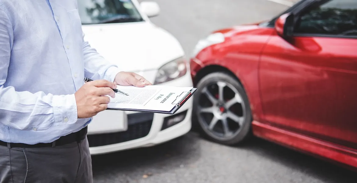 Un șofer din patru nu știe că accidentele influențează costul poliței RCA