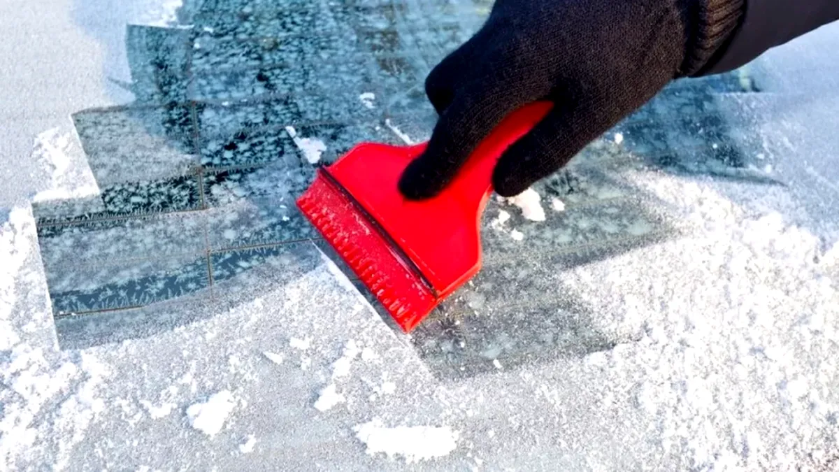 Trucuri pentru dezghețarea mașinii în timpul iernii: cum să dezgheți parbrizul și să deblochezi încuietorile