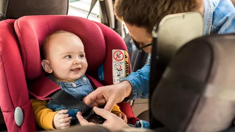 Ce trebuie să faci dacă ai un scaun de copil în mașină și ești implicat într-un accident?