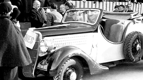 Automobilul românesc - 83 de ani de evoluţie, de la Ford V8 şi Malaxa la Dacia Duster şi Ford EcoSport