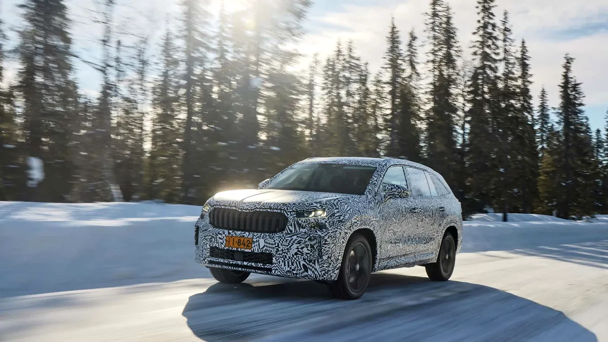 Viitoarele Skoda Superb și Kodiaq, testate în condiții extreme la Cercul Arctic