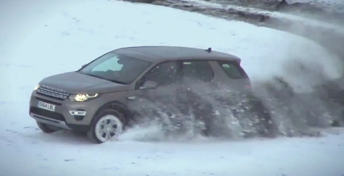 VIDEO: Cum se descurcă în off-road noul Land Rover Discovery Sport