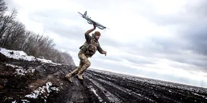 Dronele au decis singure să ucidă militari inamici? Testul secret făcut de Ucraina și dezvăluit după doi ani