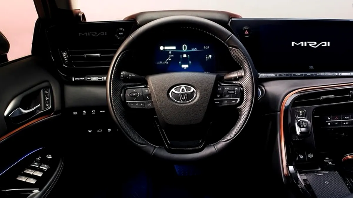 Toyota ar putea lansa un sedan electric care să rivalizeze cu Tesla Model 3