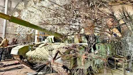 Tancul „păpădie” a apărut pe frontul din Ucraina, de partea rușilor. Ce avantaje oferă în comparație cu modelel „arici” sau „broască țestoasă”?