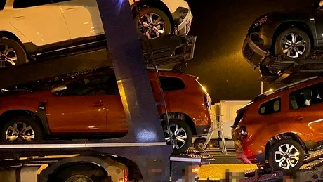 Poliţiştii de frontieră au avut o mare surpriză când au controlat mai multe exemplare Dacia Duster transportate pe platformă