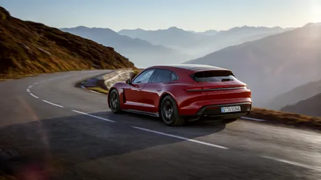 Porsche aduce îmbunătățiri de software pentru modelele 911, Taycan, Cayenne și Panamera