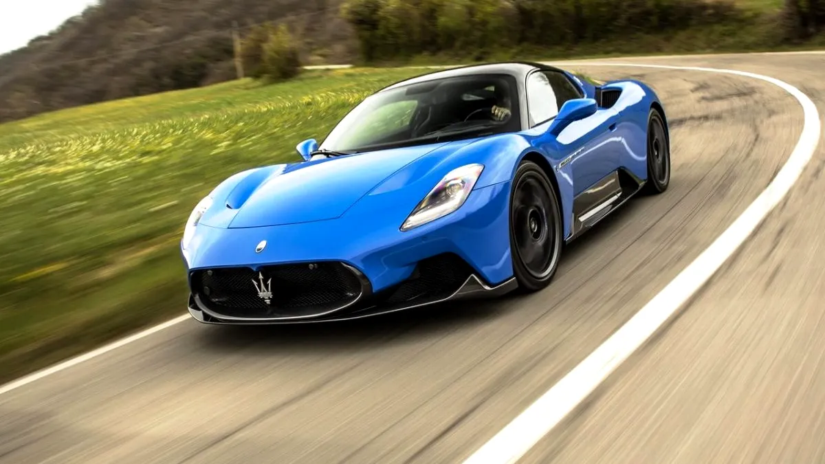 Teaser cu modelul Maserati MC20 creat special pentru David Beckham (cu video)