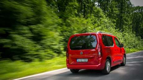 Opel Combo Life primeşte un nou motor pe benzină: produce 130 de CP şi consumă doar 5,3 litri la suta de km