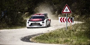 <span class='prepend'>Foto |</span> Lancia câștigă din nou în Campionatul Mondial de Raliuri, după o absență de 33 de ani în sport