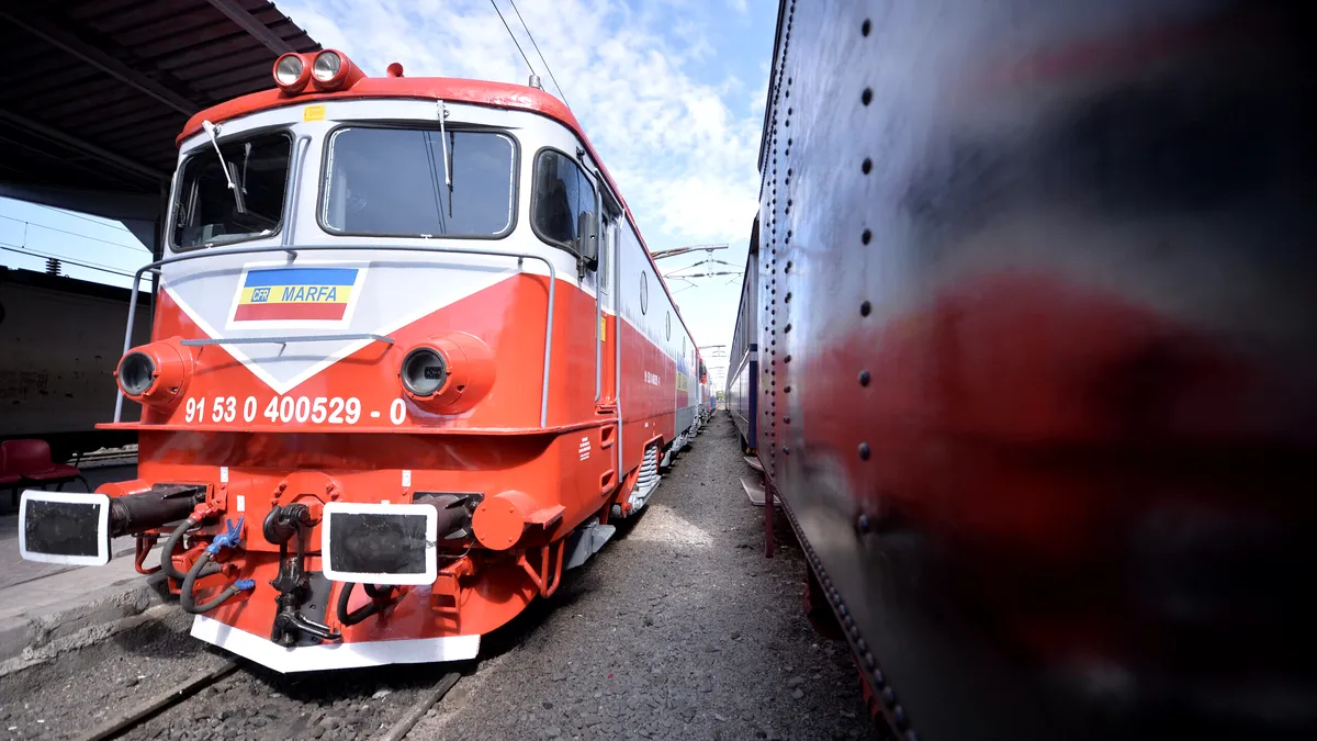 Sindicaliștii avertizează din nou că trenurile ar putea fi oprite. Angajați ai CFR Marfă nu și-ar fi primit salariile