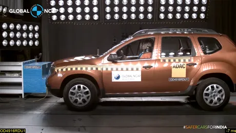 Renault Duster e pilaf la impact (VIDEO CRASH TEST)