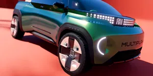 Fiat a dus conceptul de modular la un cu totul alt nivel. Multiplay este și camionetă și SUV și monovolum