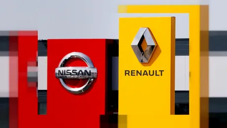 Nissan răscumpără 5% din acțiuni de la Renault. Grupul Renault obține 494 milioane de euro