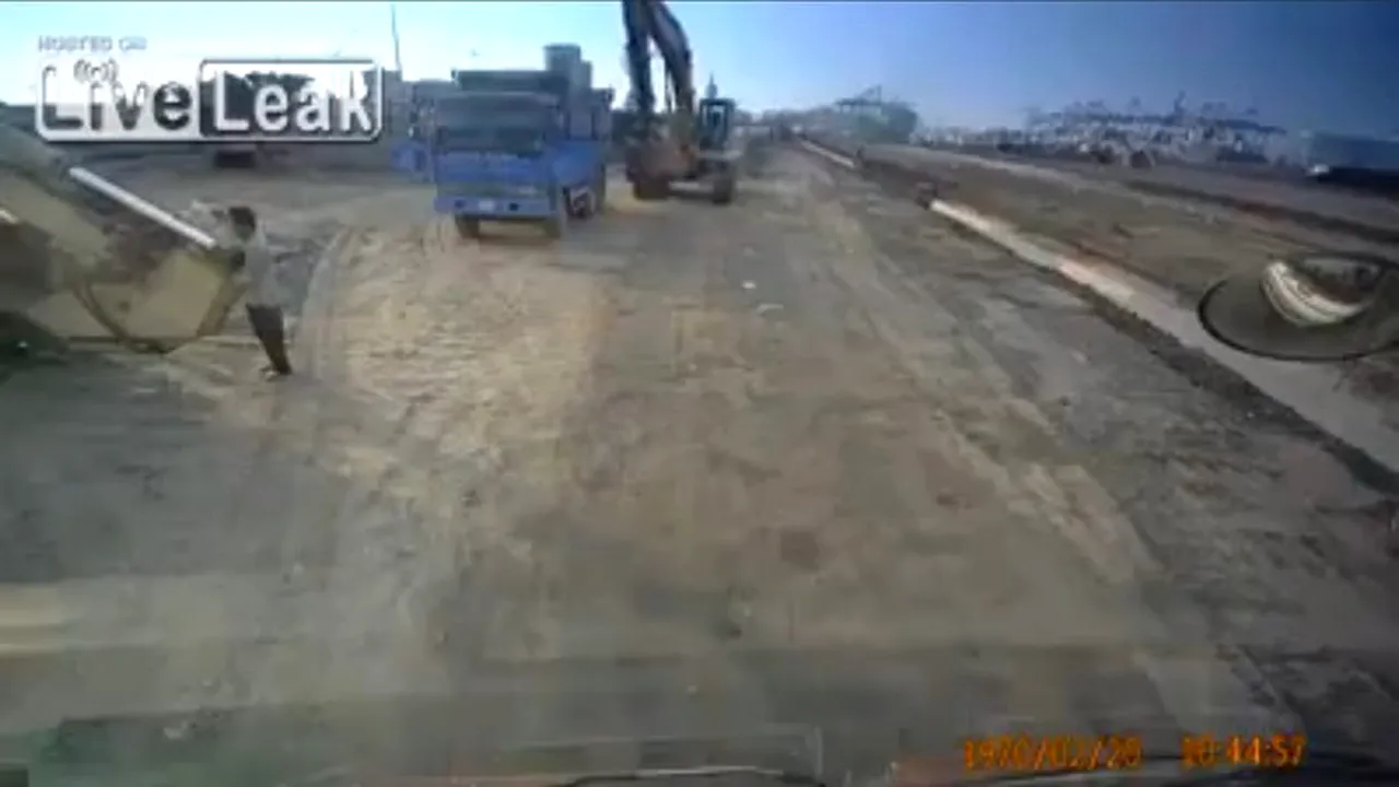 1-excavator 