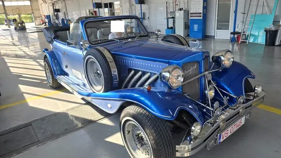 Două automobile rare au ajuns la inspecție la RAR. Aspectul este de epocă, însă sub capotă ascund o surpriză