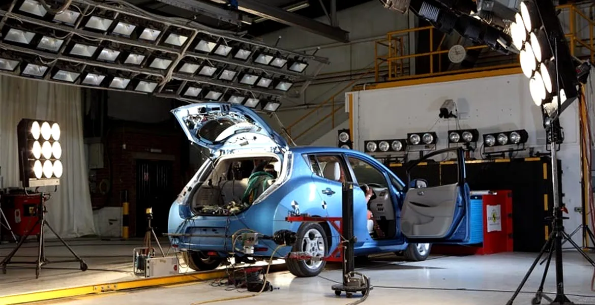Noi rezultate Euro NCAP:Nissan Leaf, Peugeot 508, Citroen DS4, LEXUS CT200h, Volvo V60, Ford Focus