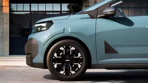 Dacia a lansat o nouă mașină electrică la Salon Auto de la Paris 2026. Costă mai puțin de 18.000 euro și se fabrică în Europa