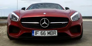 Ziua în care mi-am dorit ca pe Pământ să existăm doar eu şi Mercedes-AMG GT S