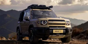Chery Group ocupă locul 9 în clasamentul mondial al producătorilor auto. Brandul aduce în România rivalul chinez pentru Land Rover Defender