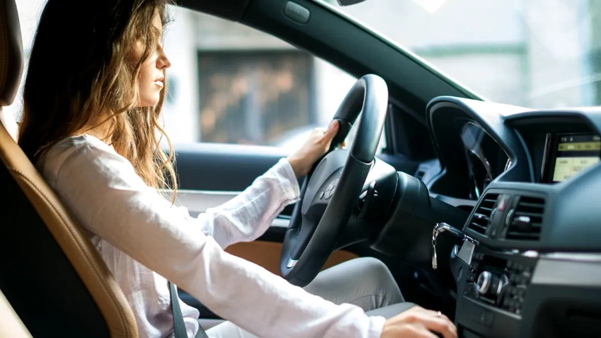 Parfumul mașinii tale – detaliul care face diferența (P)