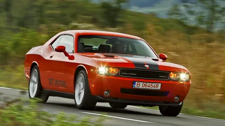 Dodge Challenger SRT8 - Test în RO