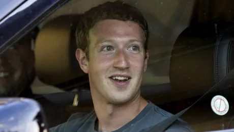 Ce maşini are Mark Zuckerberg, fondatorul reţelei de socializare Facebook - FOTO