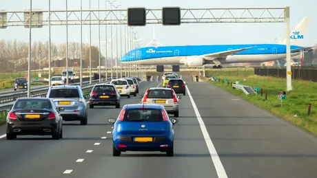 Olanda limitează viteza pe autostrăzi pentru a reduce poluarea