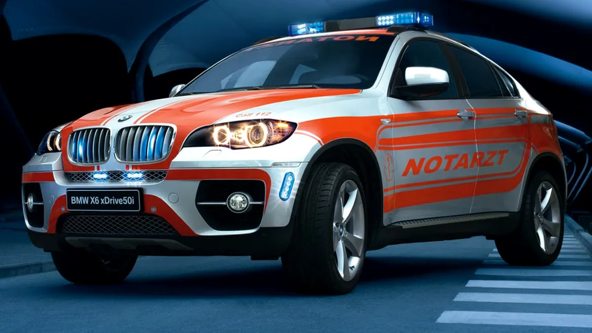 BMW X6 transformat în Ambulanţă