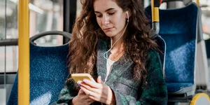 CJ Vâlcea dă transportul județean pe mâna privaților. Miza: 144 de milioane de lei pentru 39 de trasee din județ