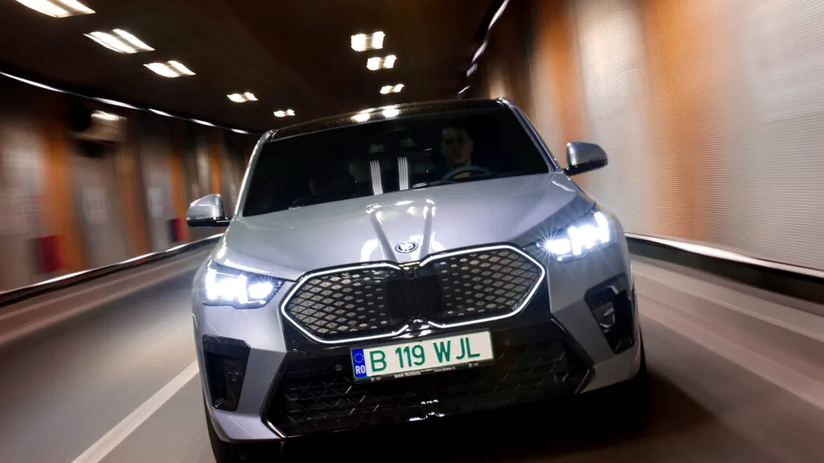 Night Drive ne-a arătat cealaltă față a Bucureștiului la volanul noilor BMW X2 și Mini Countryman