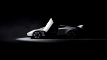 Mașina lui Elon Musk sfidează gravitația! Noul Tesla Roadster sare peste vehicule, se răsucește în aer și promite un spectacol incredibil