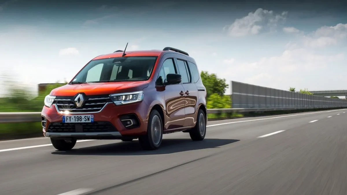 Test drive Renault Kangoo: Echilibrul perfect între muncă și distracție