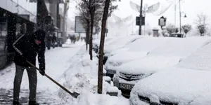 2026: Cine trebuie să curețe locurile de parcare? Ce spune legea și cine riscă amendă