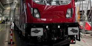 <span class='prepend'>Foto |</span> ARF a recepționat două locomotive electrice destinate vagoanelor de pasageri. Pe ce rute vor fi disponibile