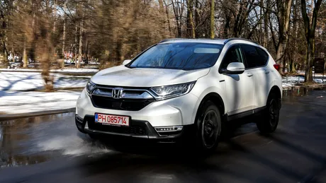 Test drive VIDEO Honda CR-V Hibrid - Cum poate un SUV de 1,7 tone să consume în trafic aglomerat 6,7 litri/100 km - GALERIE FOTO