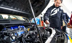 Toyota a creat un motor care poate filtra dioxidul de carbon din atmosferă