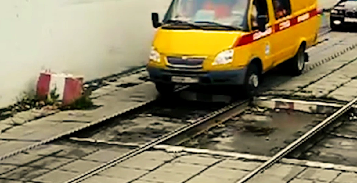 ProMotor NEWS: Echilibristică pe şinele de tramvai – VIDEO