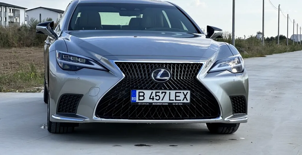 Lexus LS: Mașina creată pentru a concura cu Mercedes-Benz Clasa S – VIDEO