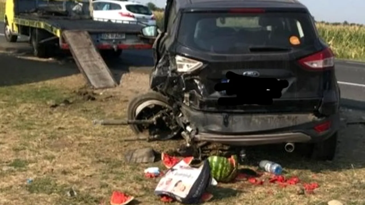 Accident pe E85 în zona cu mulți comercianți de pepeni de o parte și de cealaltă a șoselei 