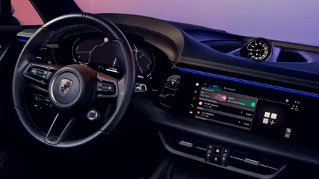 Noul Porsche Macan primește head-up display cu realitate augmentată și până la 3 ecrane