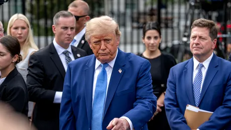 Trump anunță un acord cu Putin pentru livrările de motorină. Ce se întâmplă cu prețul petrolului și cum au reacționat bursele