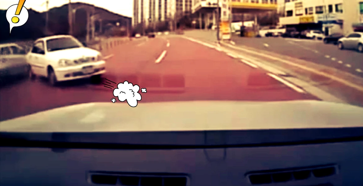 Cum să NU dai cu spatele în trafic! VIDEO