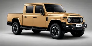 Camioneta BAW 212 din China, care seamănă cu Land Rover Defender și Toyota FJ40, ajunge în Europa