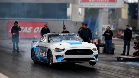 Ford Mustang Super Cobra Jet 1800: prototipul electric a fost creat special pentru cursele de drag