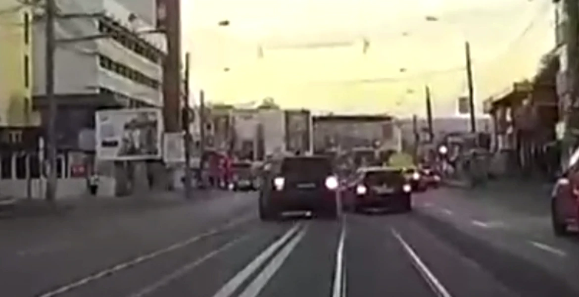 Şoferi filmaţi când încalcă legea, lăsaţi nepedepsiţi – VIDEO