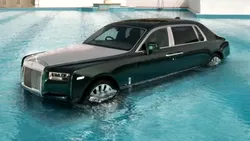 Motivul pentru care Rolls-Royce a pus o limuzină în valoare de 500.000 de euro într-o piscină – FOTO
